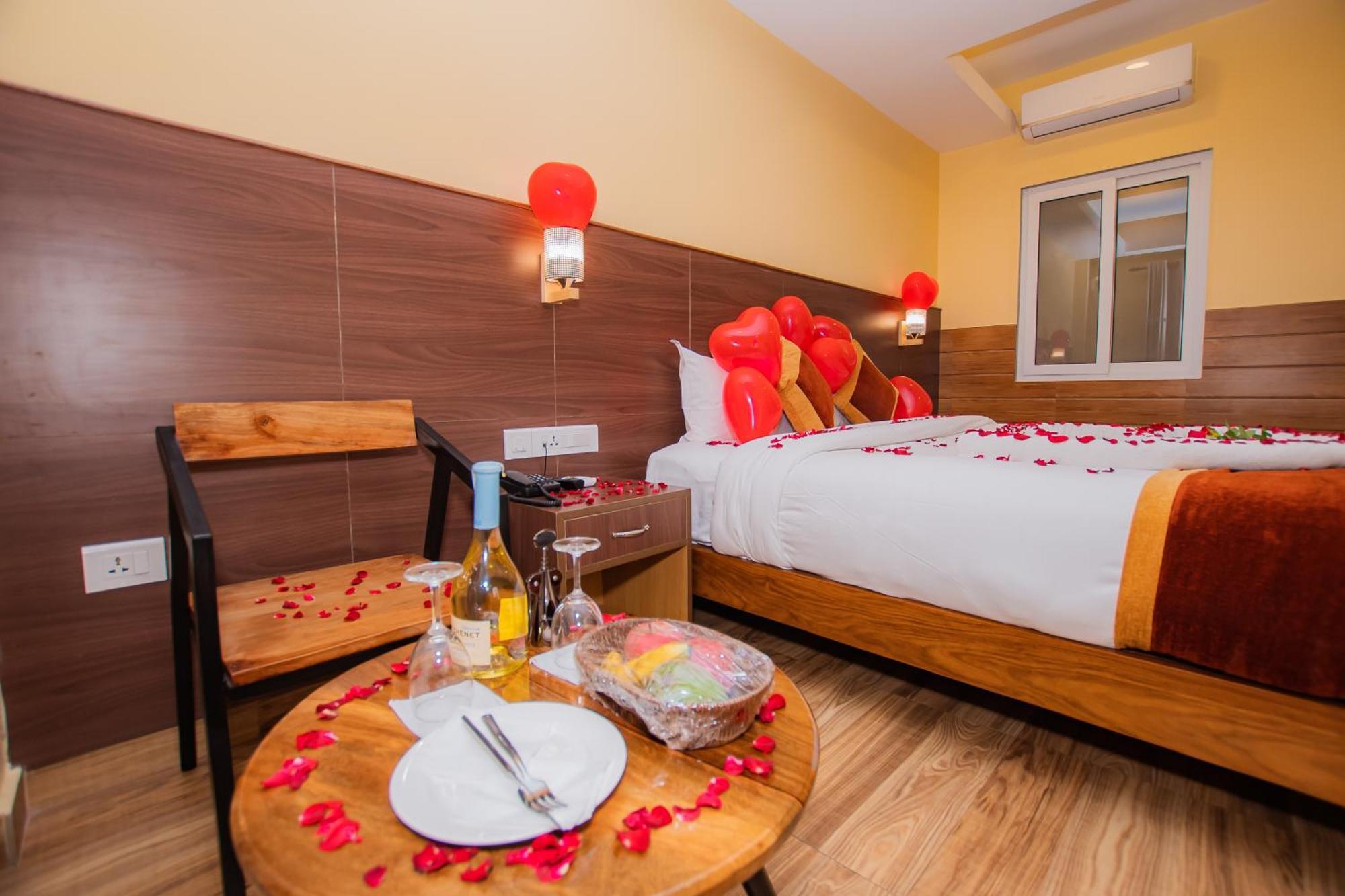 Hotel Hidden Kingdom Покхара Экстерьер фото